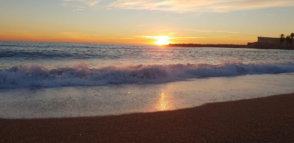 The last sunset of our stay in Barcelona.